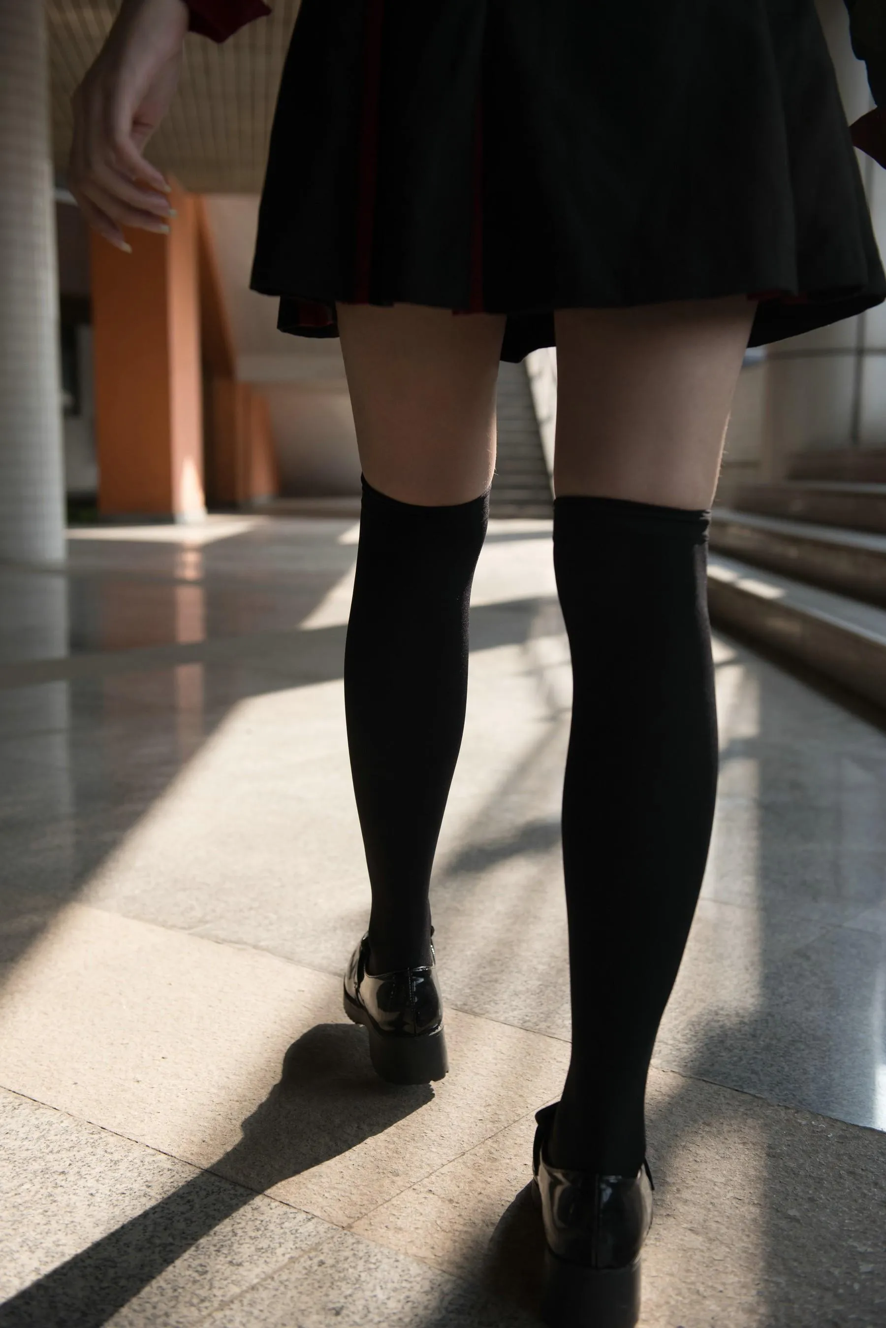 [魔镜街拍] NO.141 活力美术生JK美少女 [288P]插图3